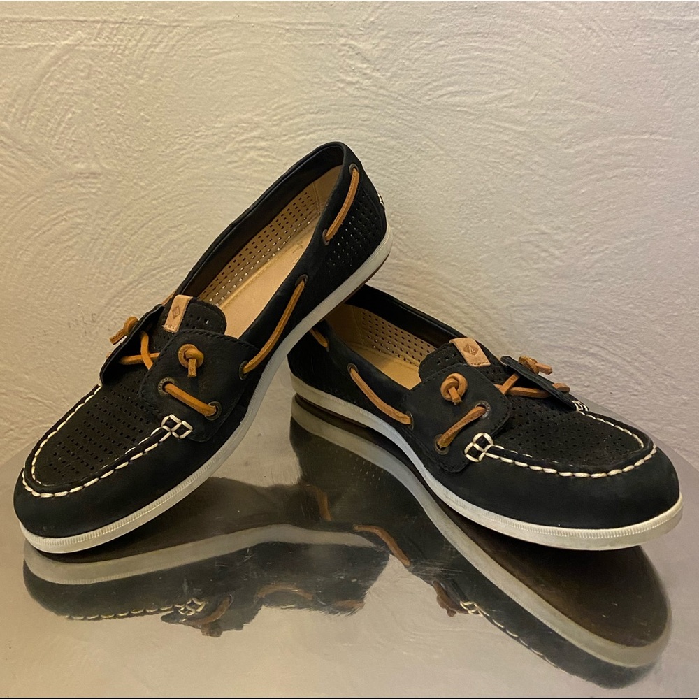 Sperry Coil Ivy Perforated Boat Shoe Women’s Size 8